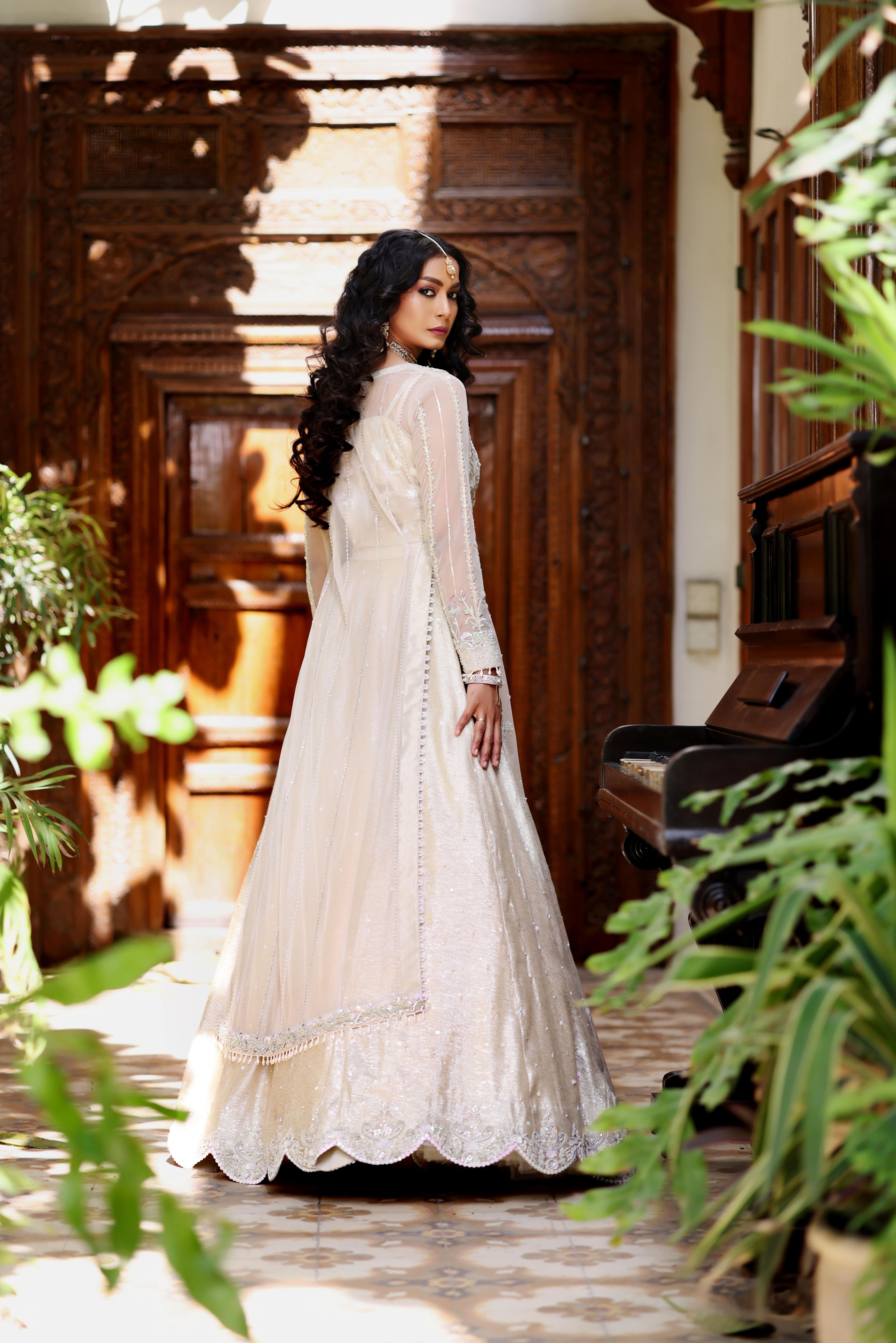 Ivory Net Nur Gown
