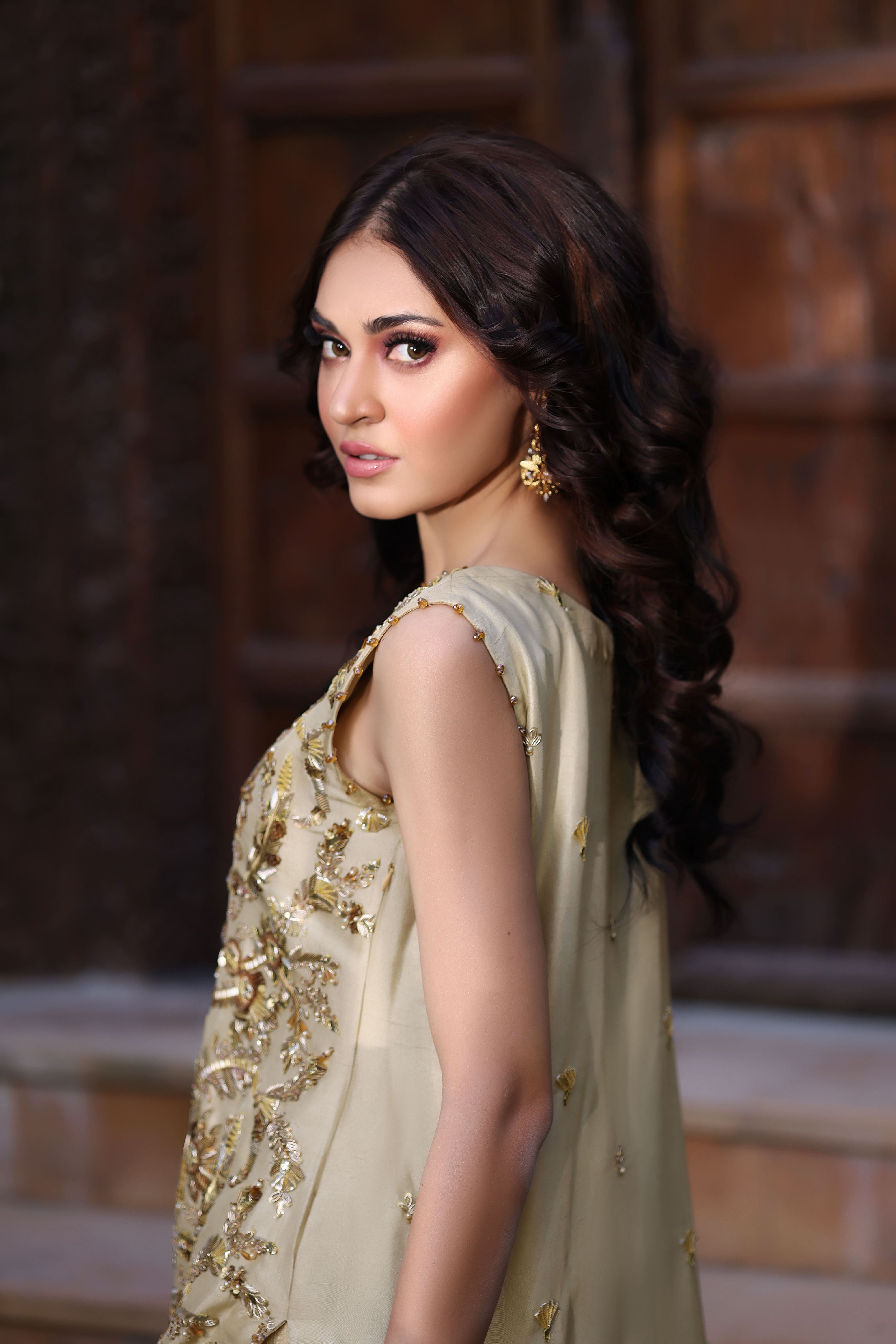 Gold Mermaid Nur Lehnga