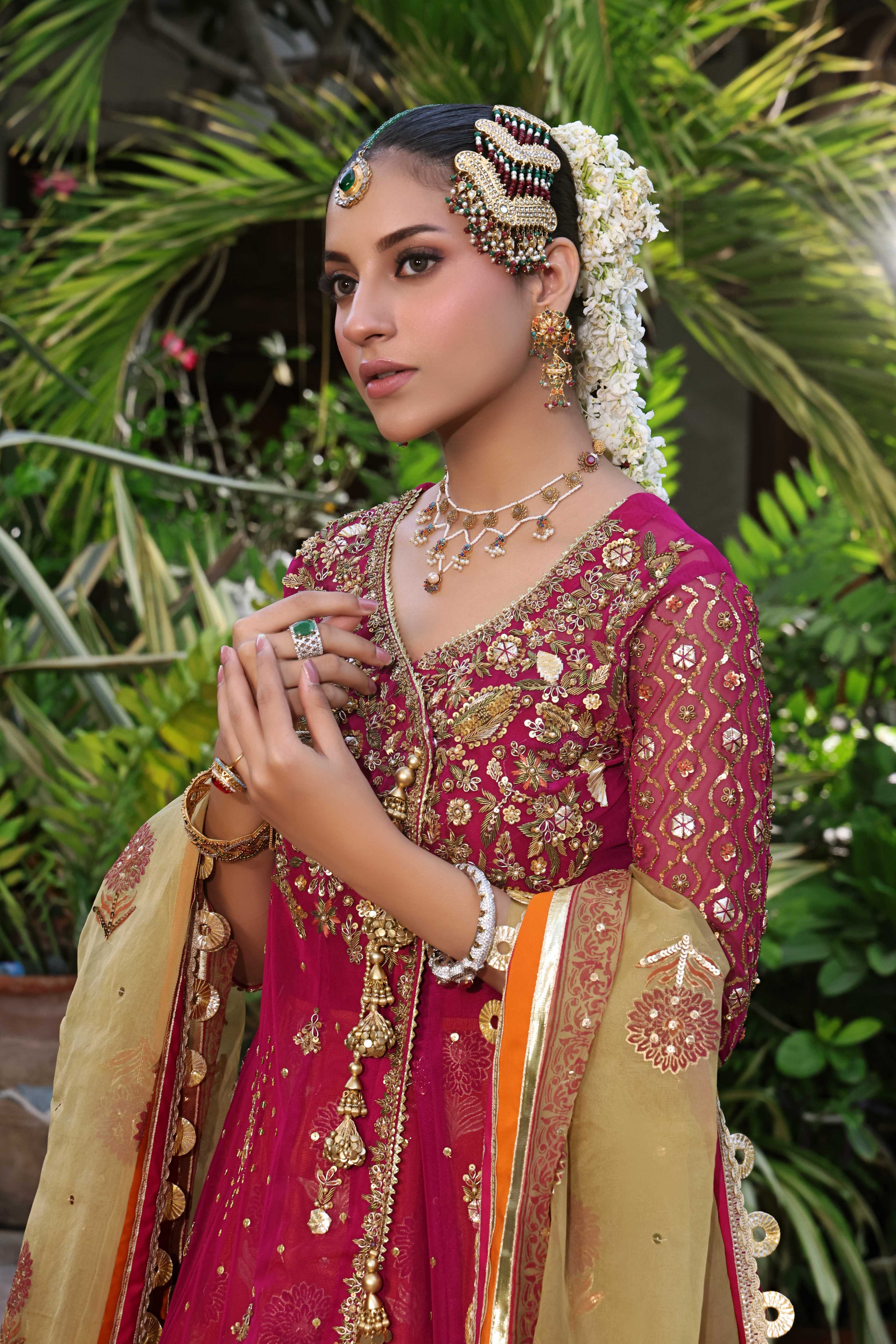 Gulnur Angharka Block Set