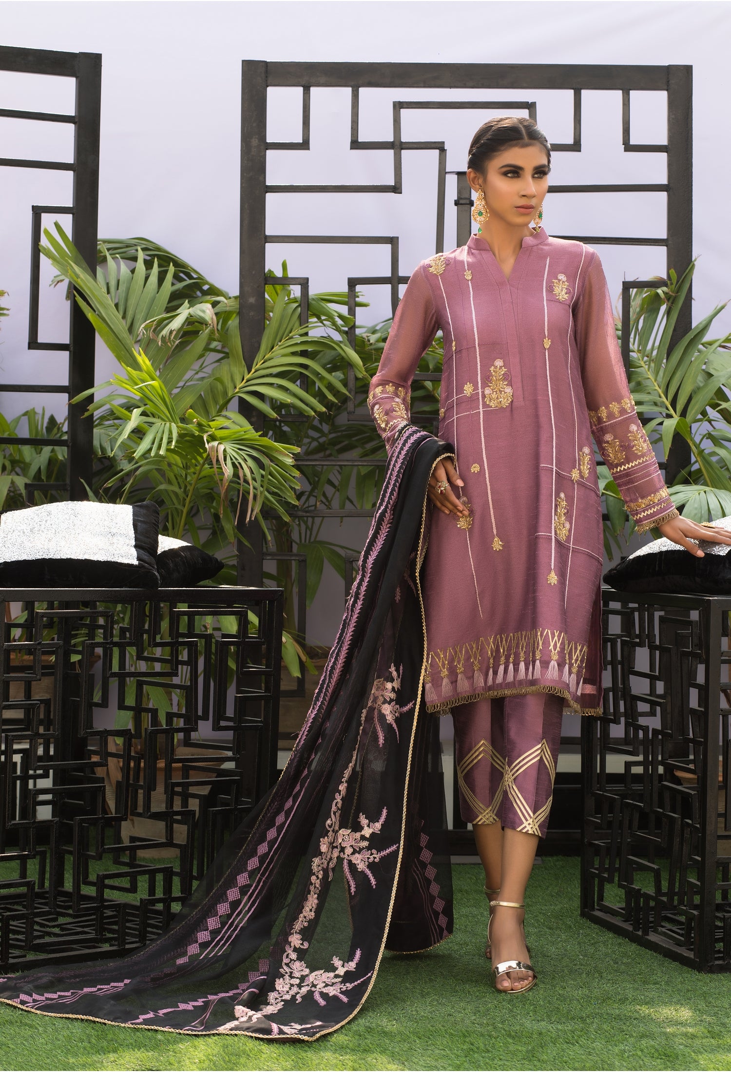 Lilac and Black Straight shirt and Pants with Shawl