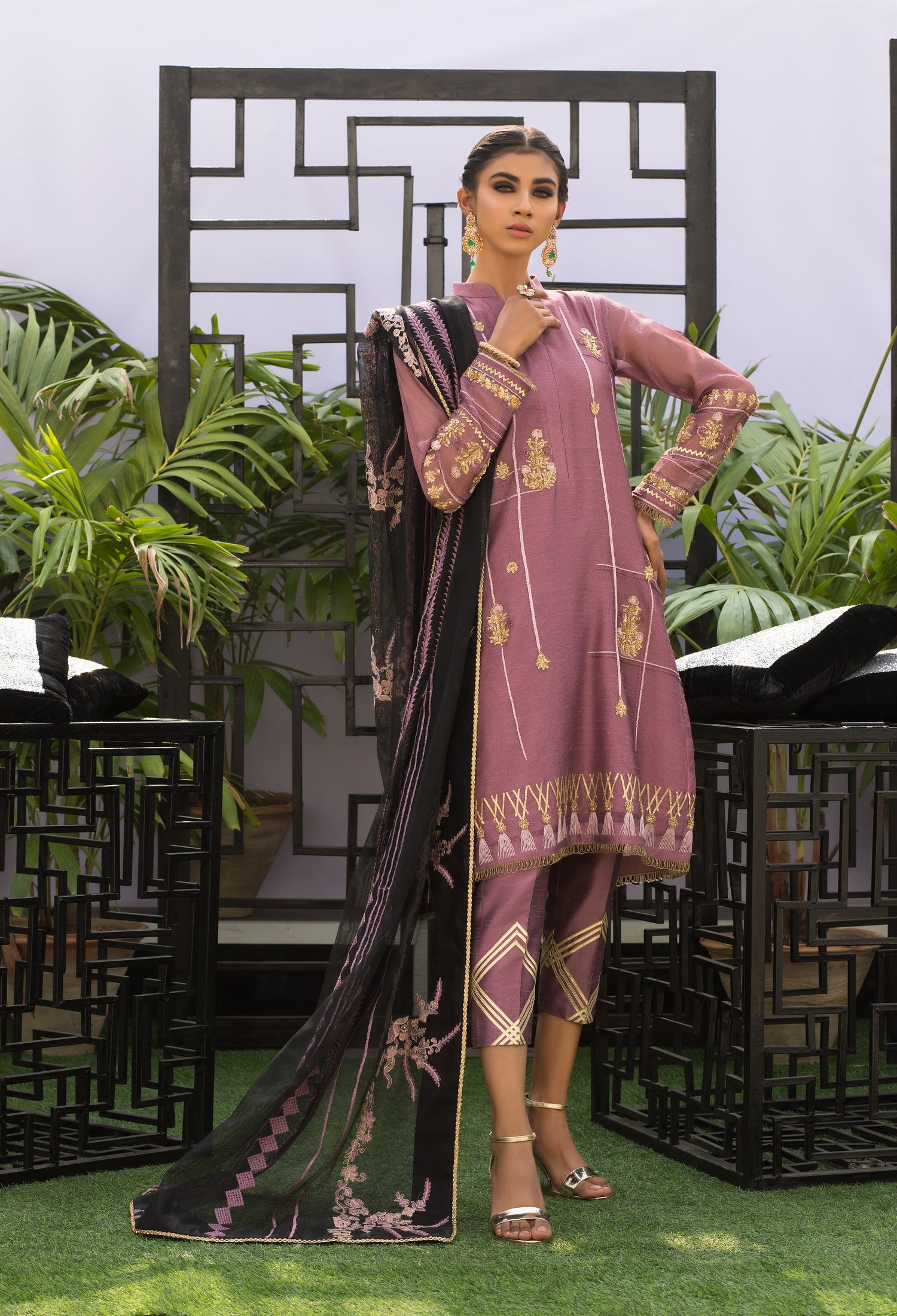 Lilac and Black Straight shirt and Pants with Shawl