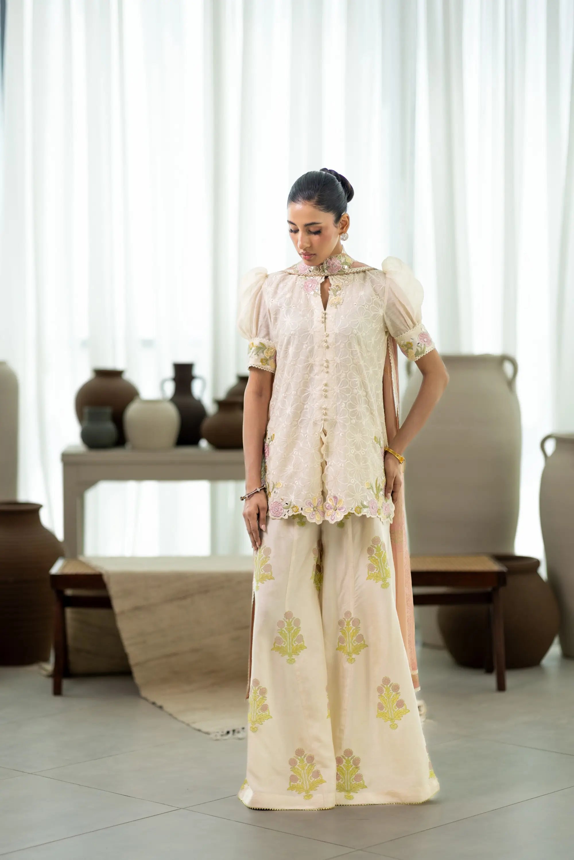 Ivory Fleur Sanam
