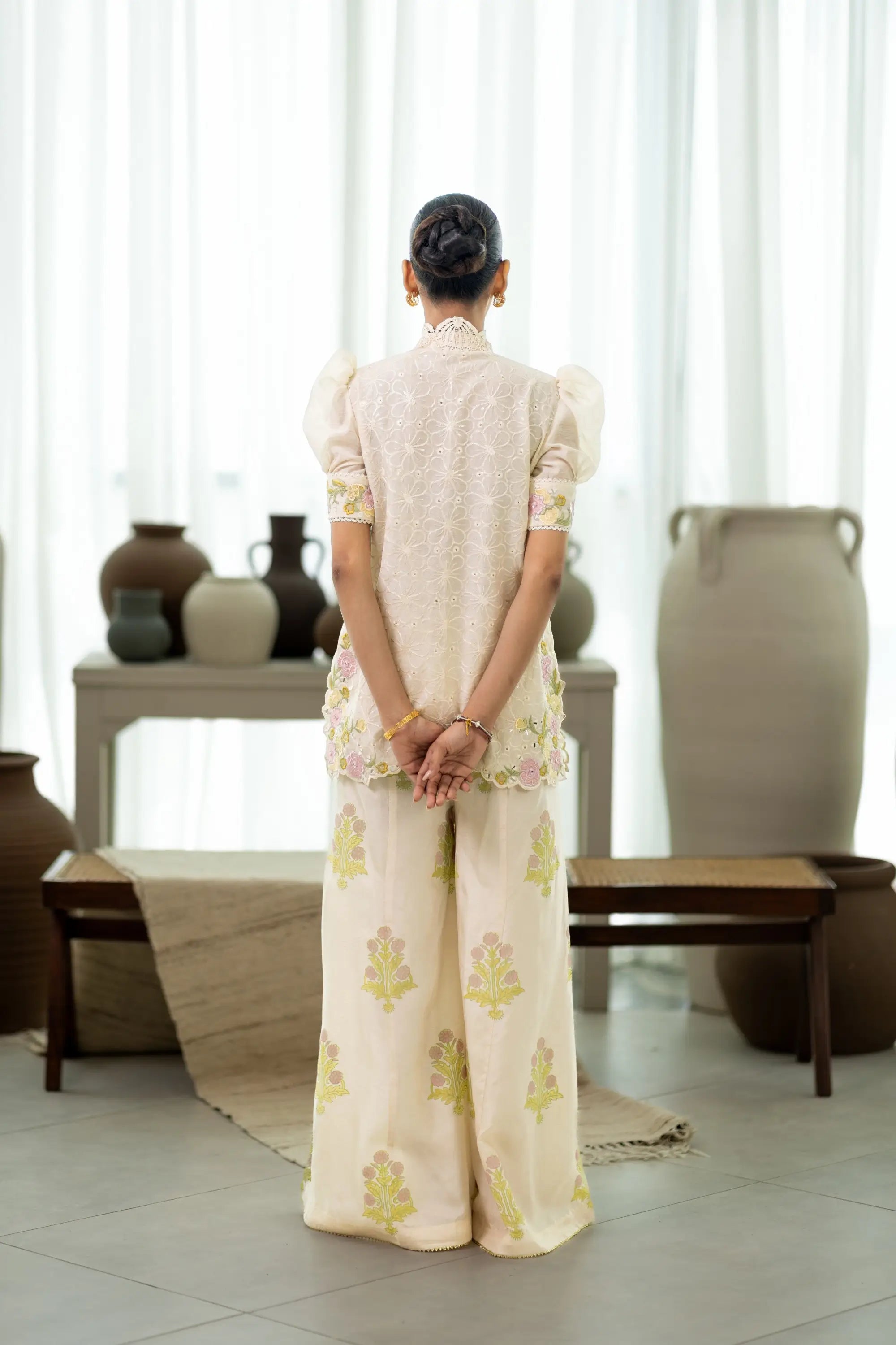 Ivory Fleur Sanam