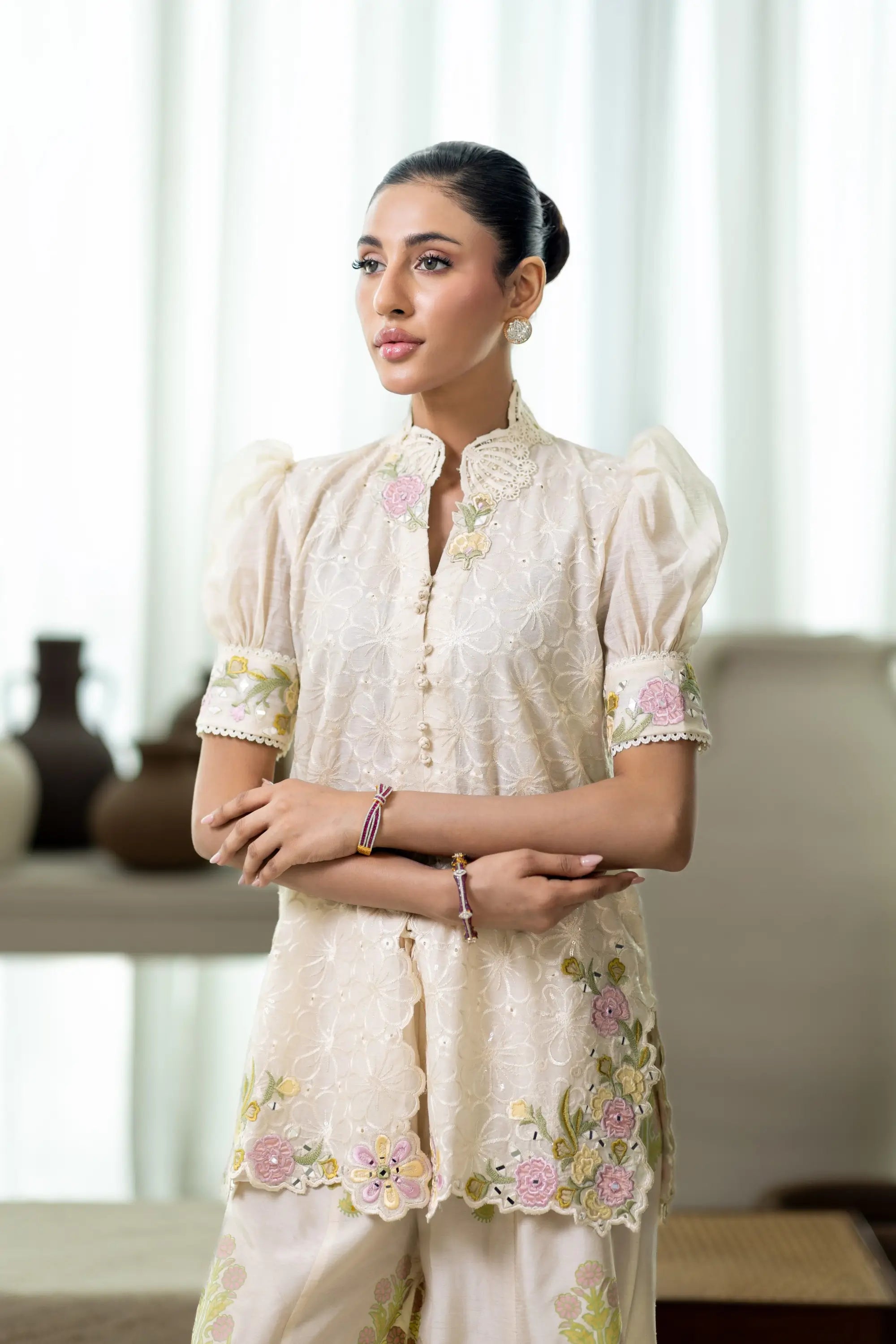 Ivory Fleur Sanam