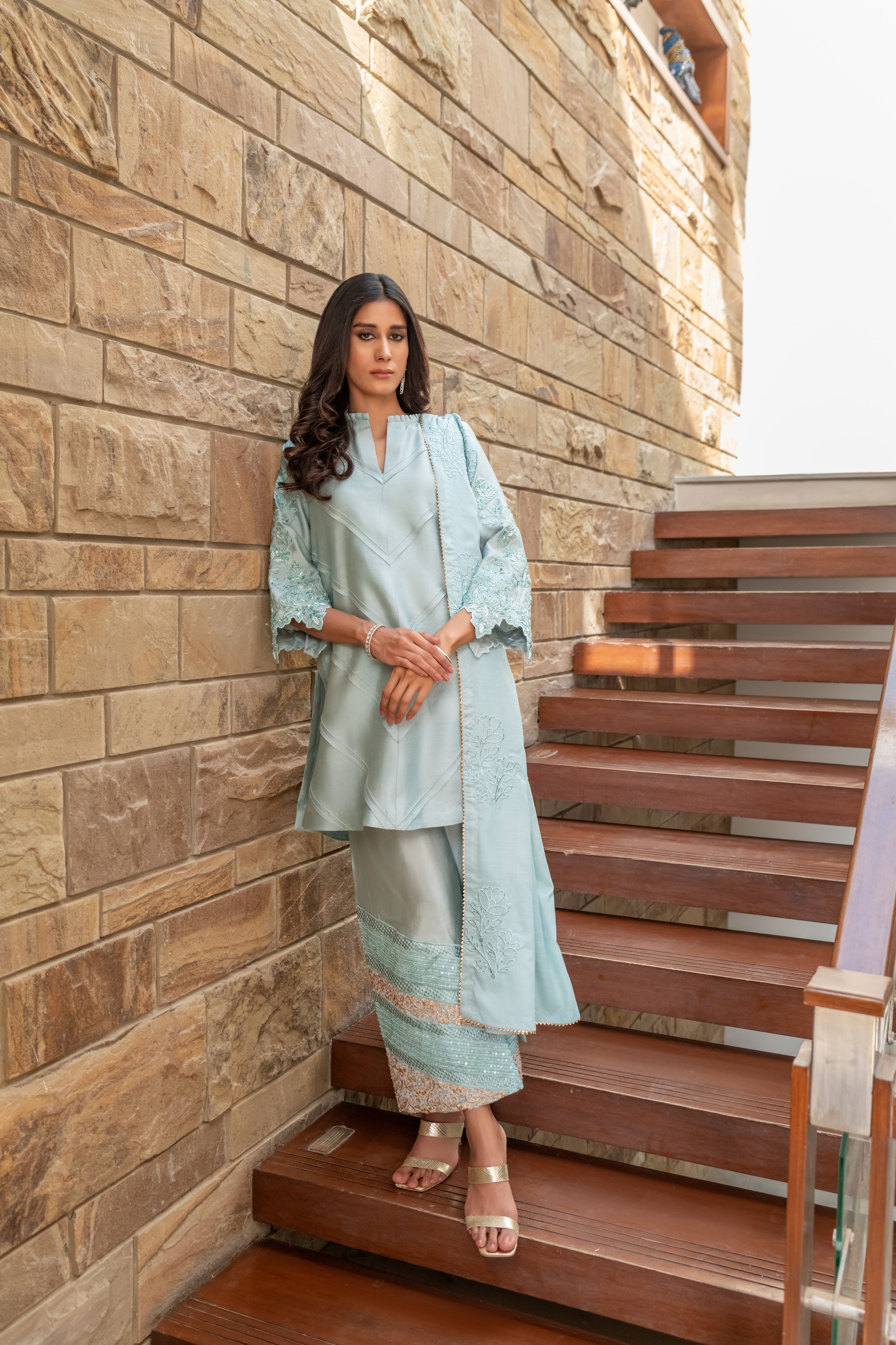 Grey Blue Sheesha Outfit