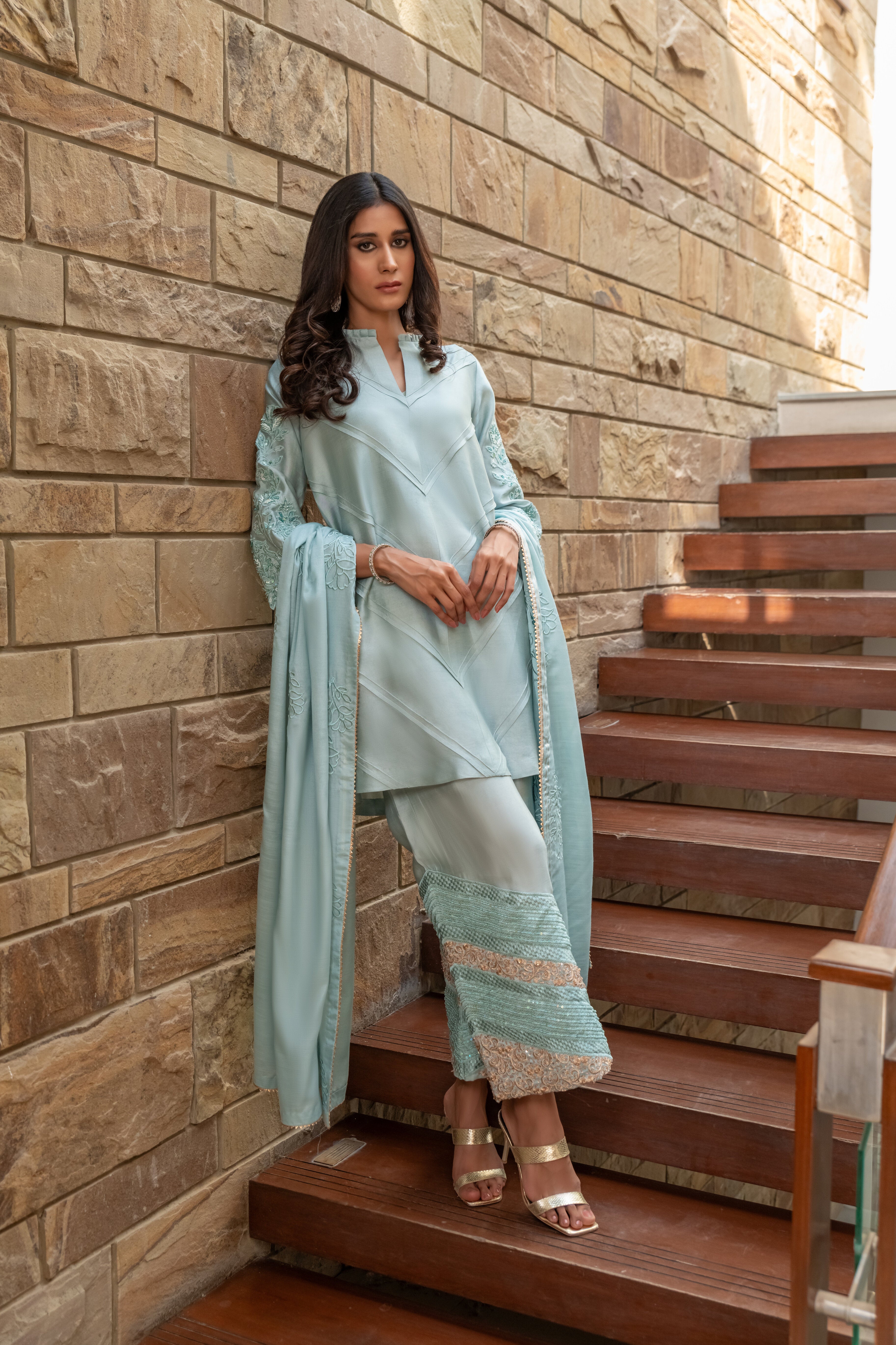 Grey Blue Sheesha Outfit