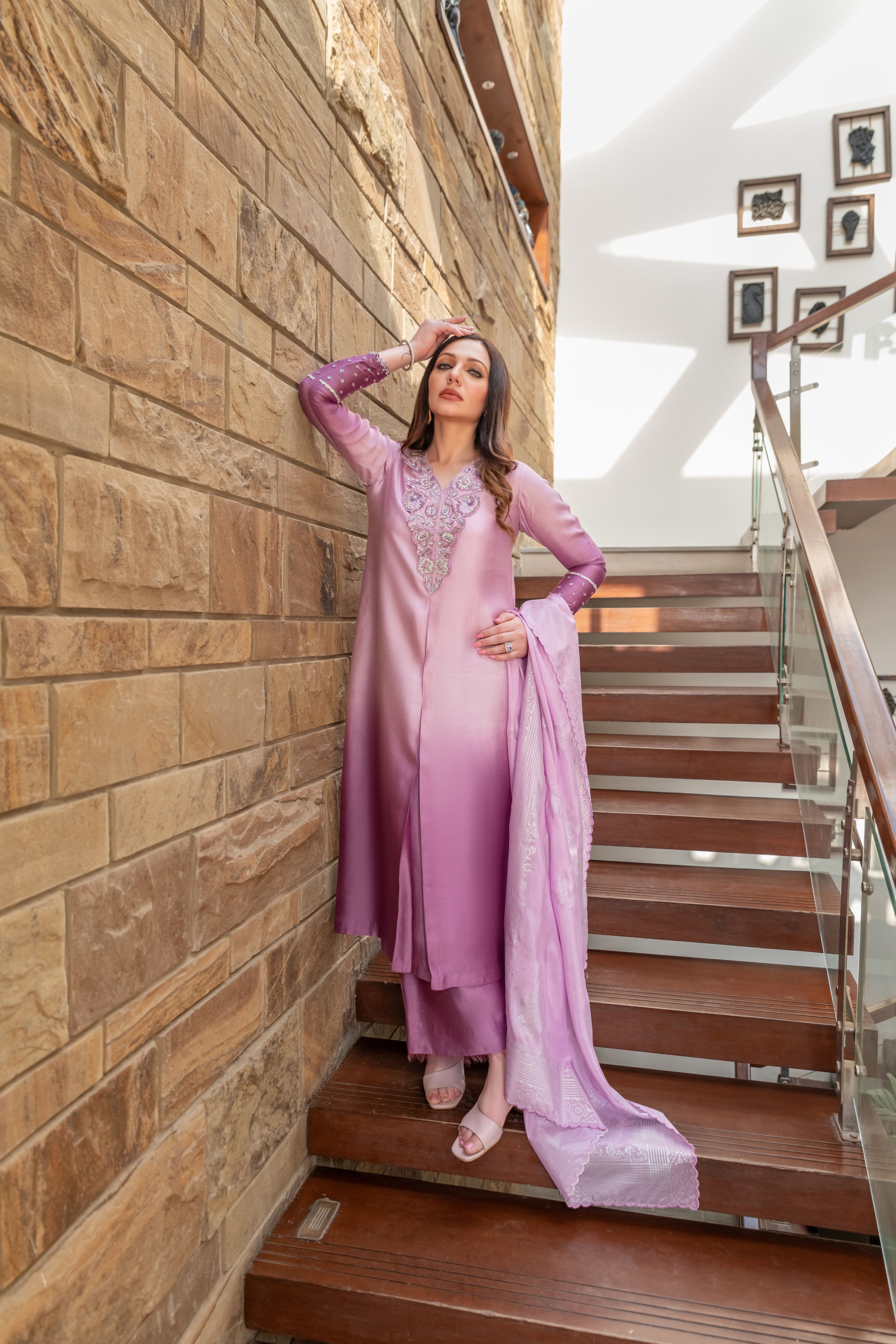 Purple Shaded Sheesha Outfit