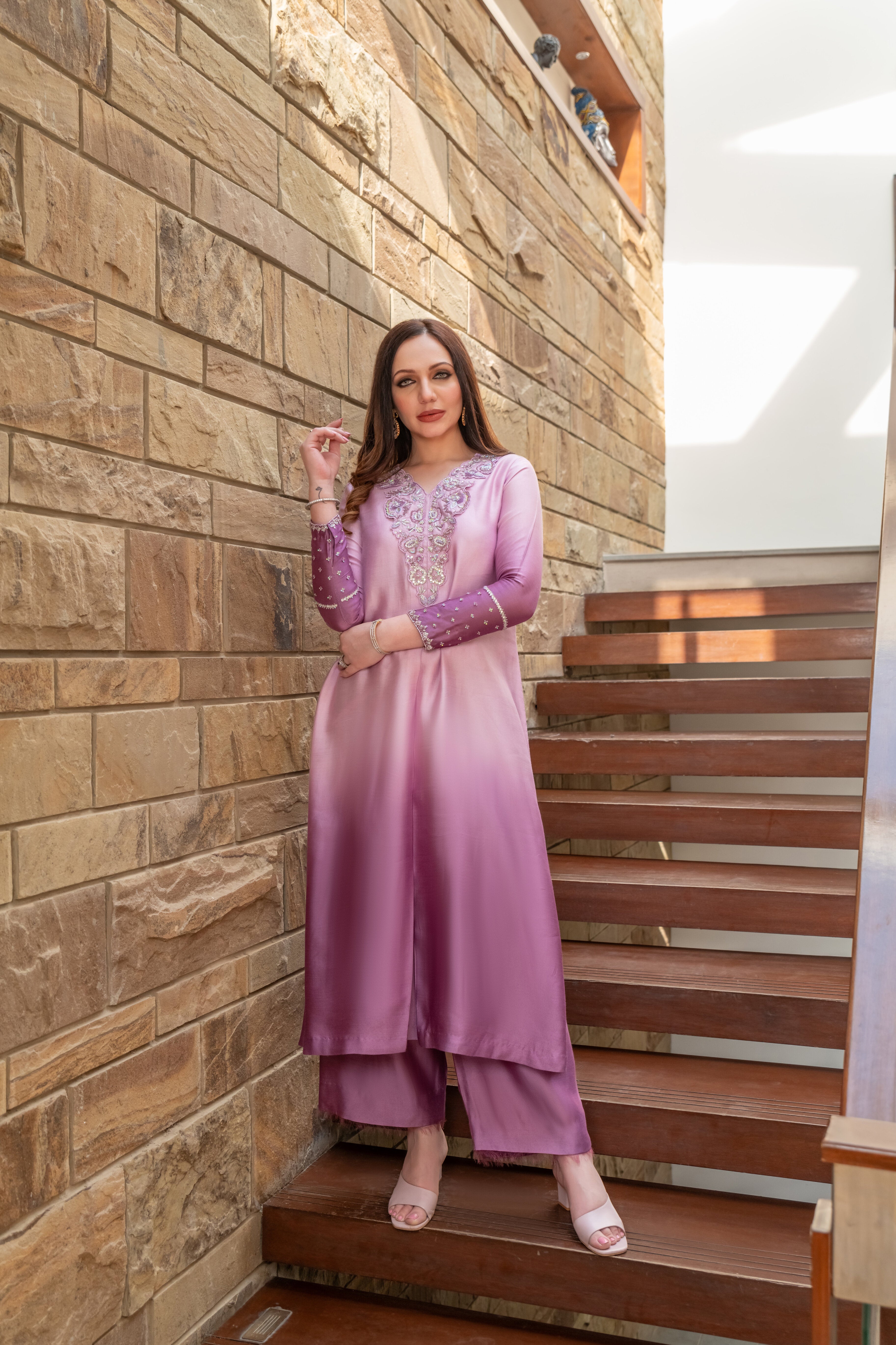 Purple Shaded Sheesha Outfit