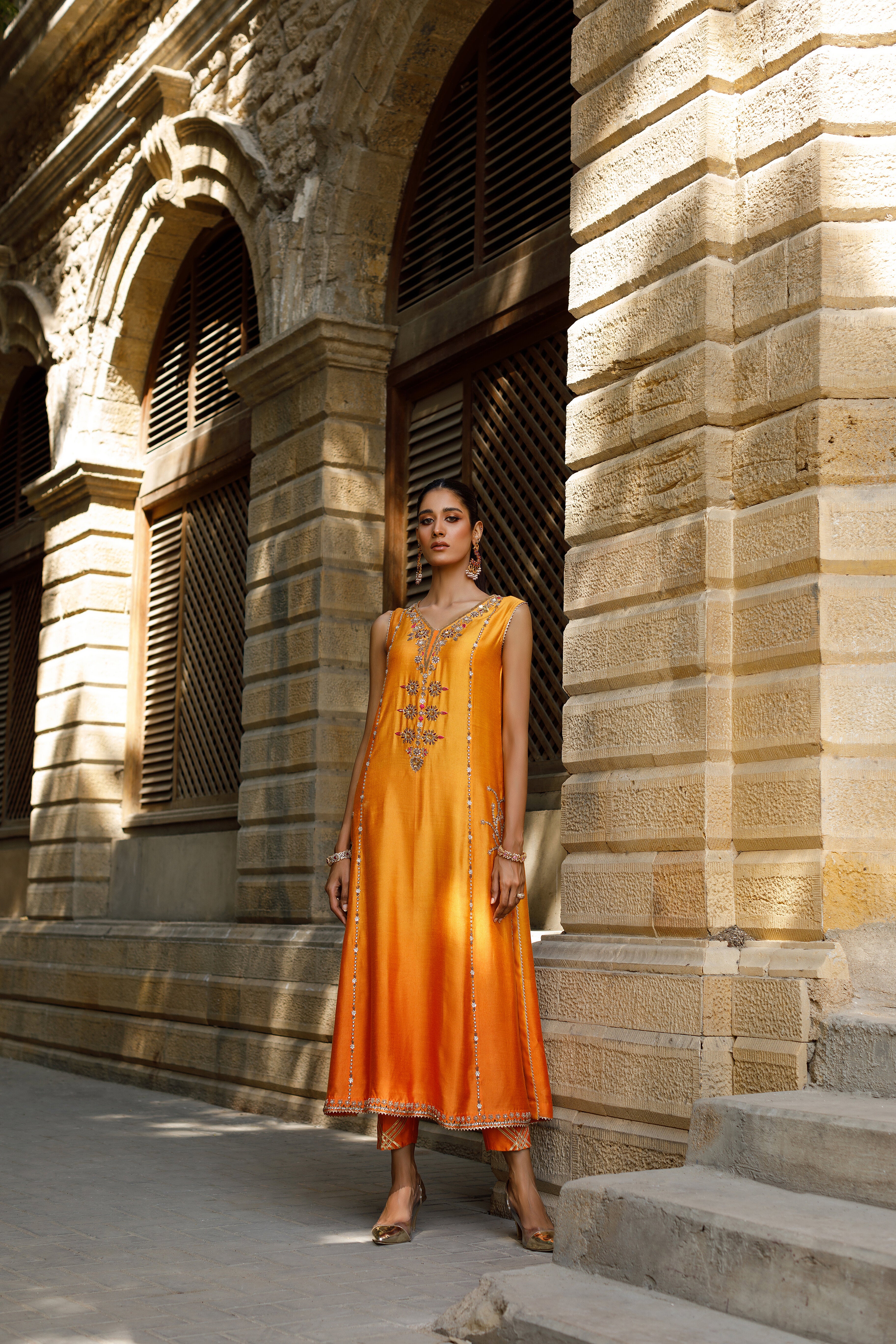 Peela Shaded Zohra Outfit