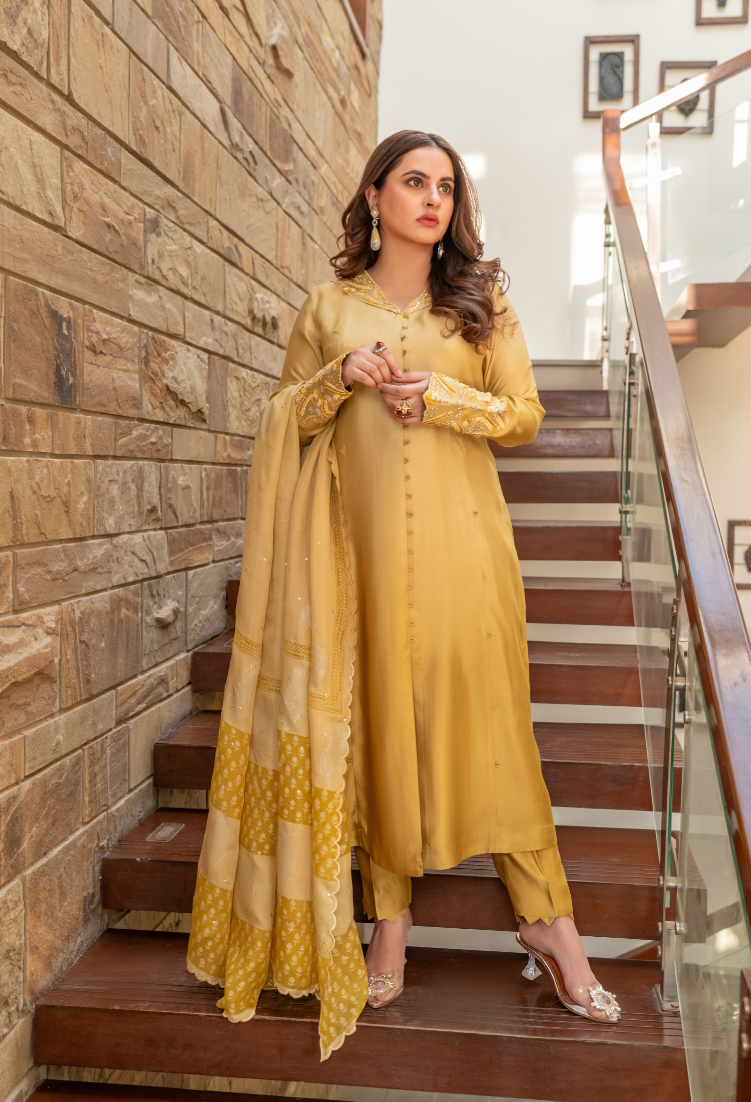 Yellow Shaded Sheesha Outfit