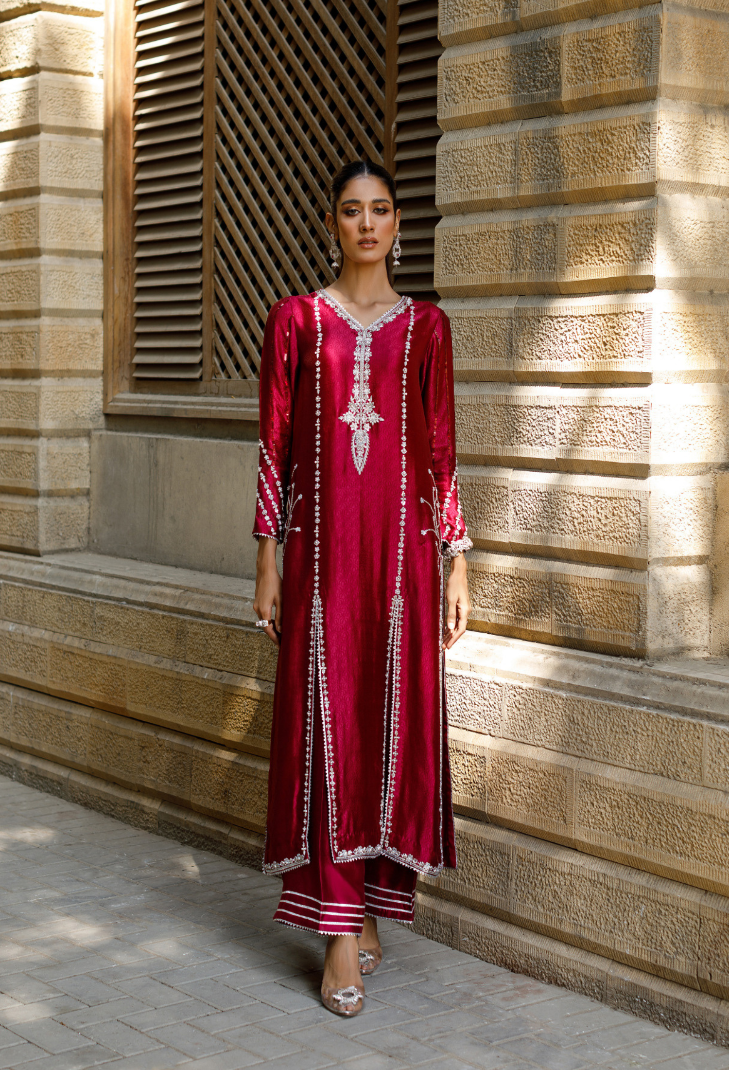 Burgundy Sheesha Jora