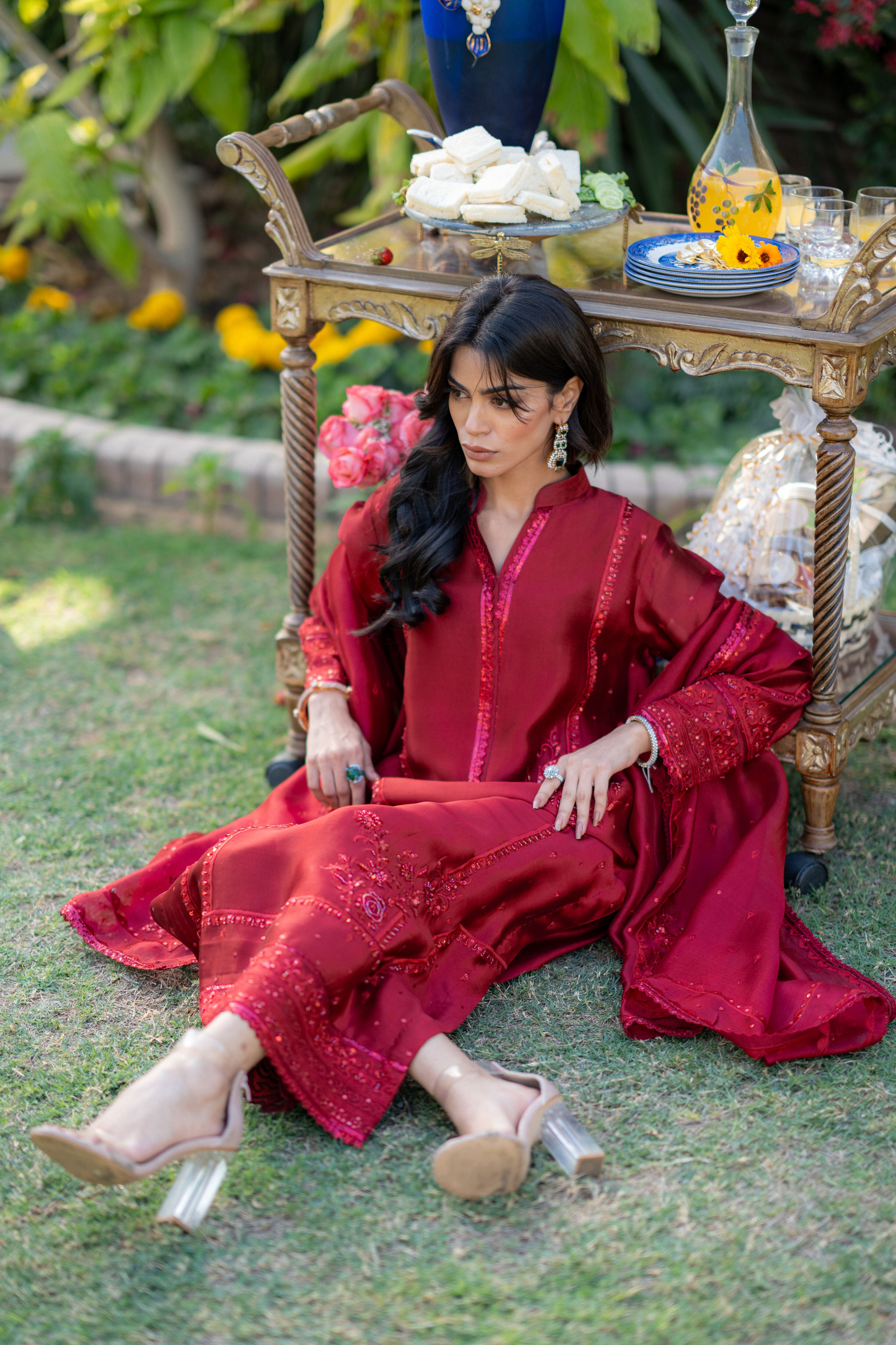 Red Pari Sheesha Outfit