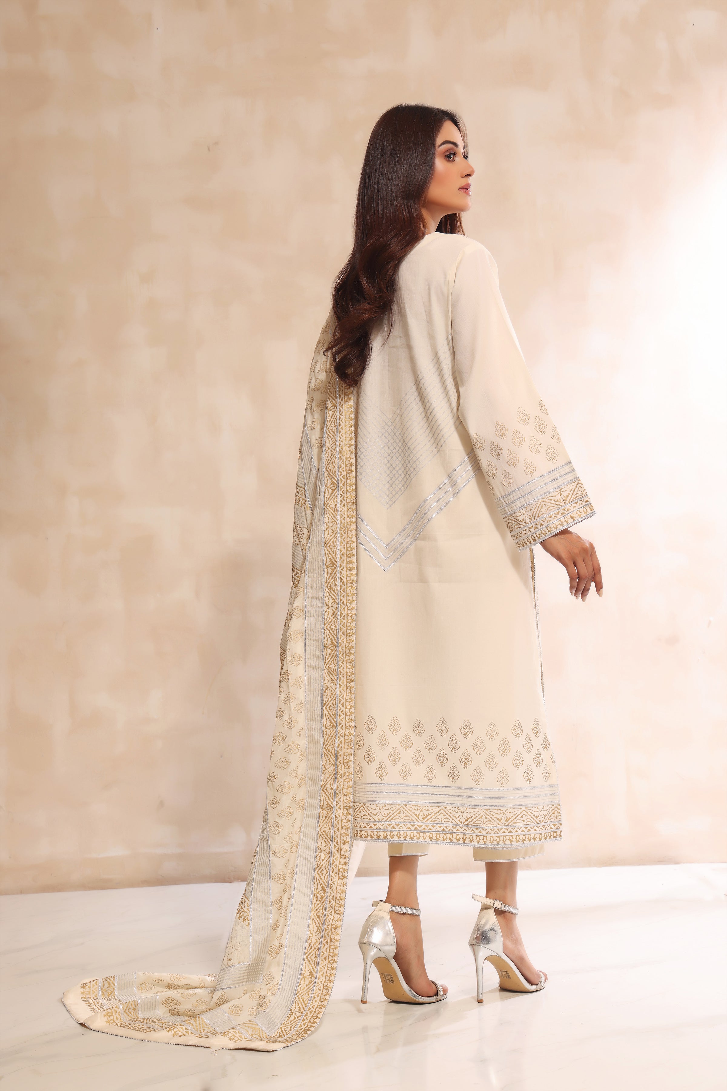 Pristine White Block Print Outfit