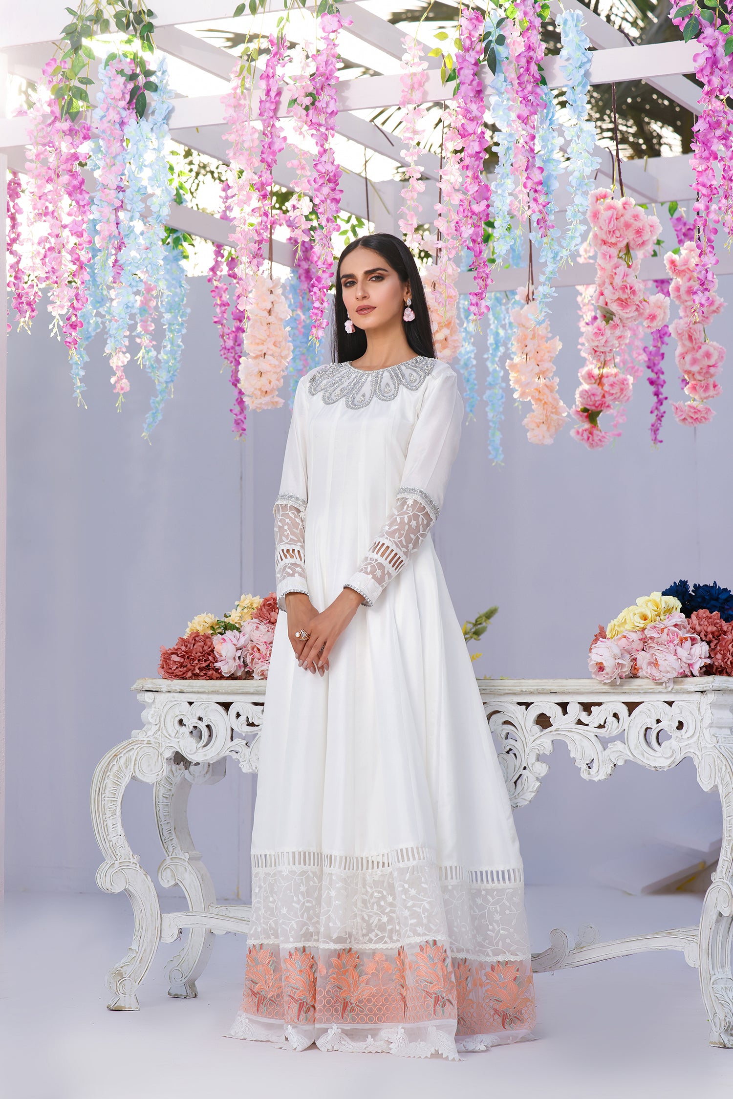 Latest Pakistani Women Dresses