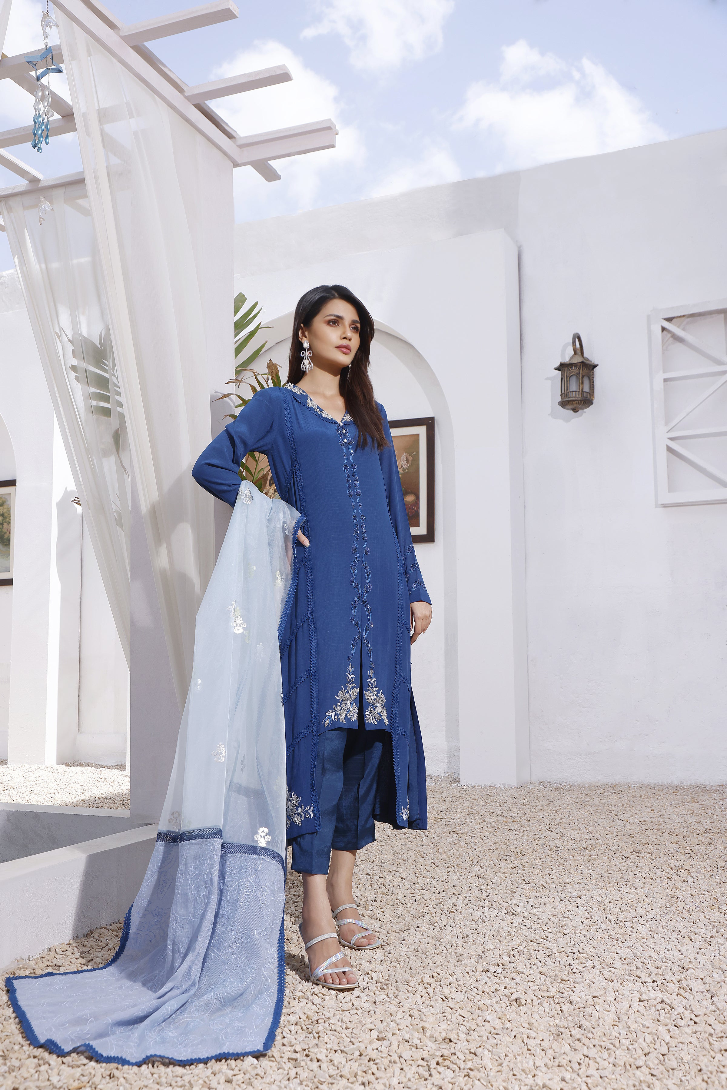 Jade Blue Trendy Hi-Lo