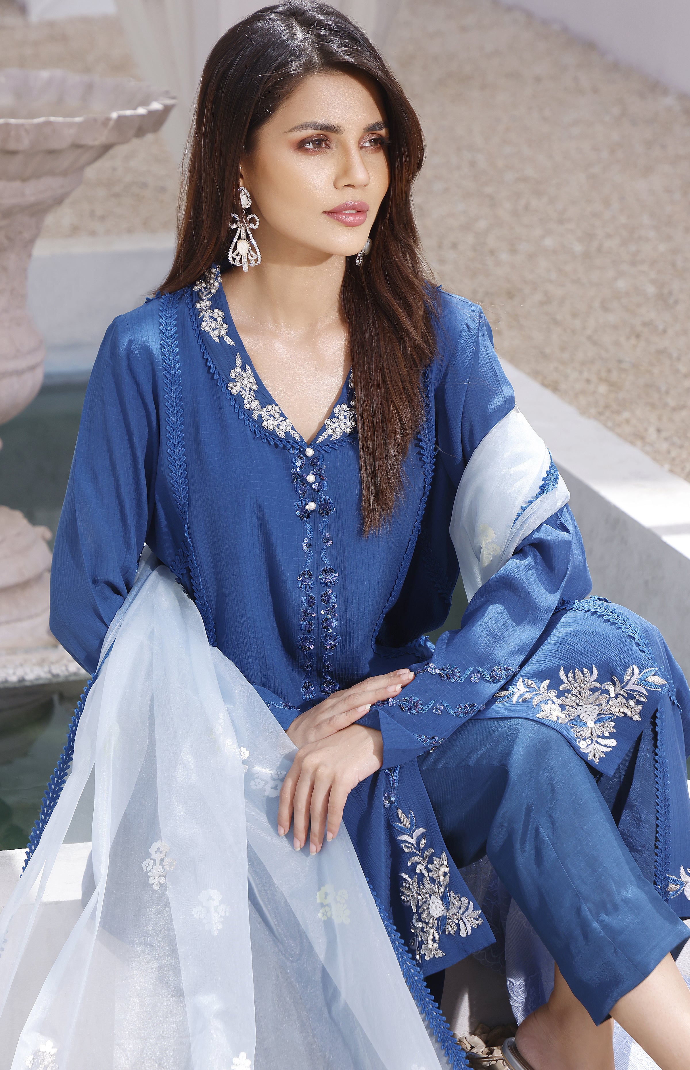 Jade Blue Trendy Hi-Lo