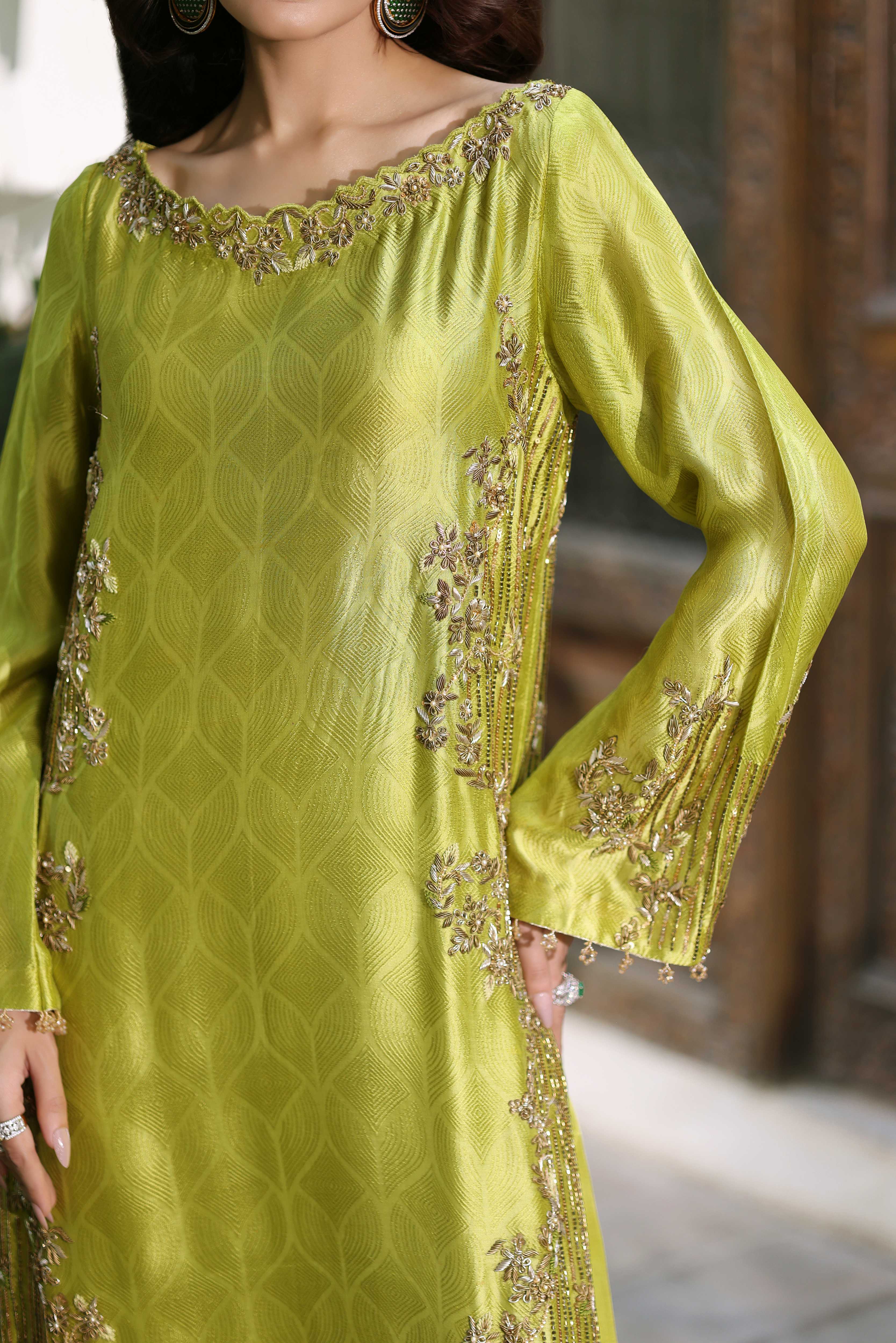 Metallic Chartreuse & Deep Navy Nur Ensemble