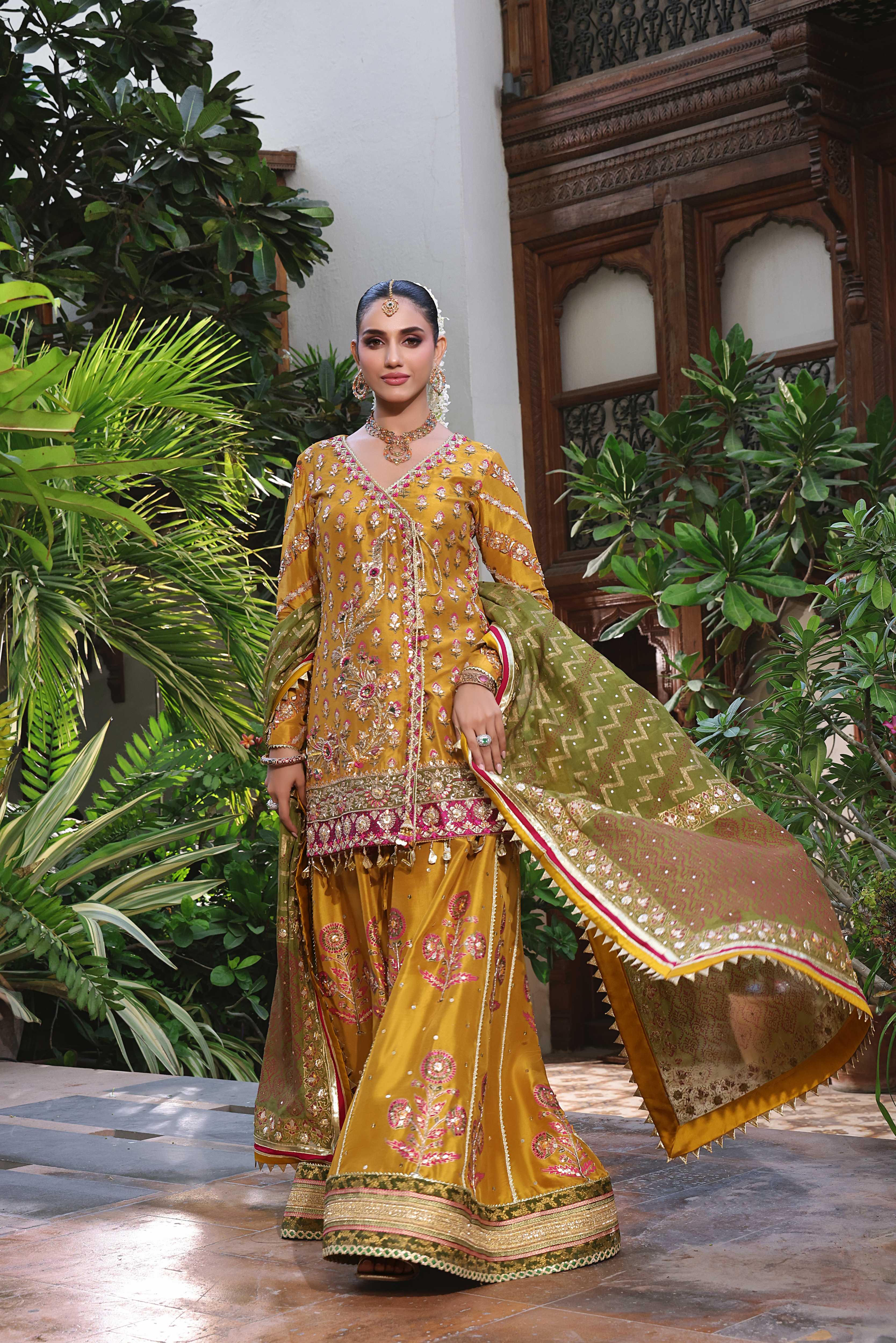 Nur e Amber Pallazo Set