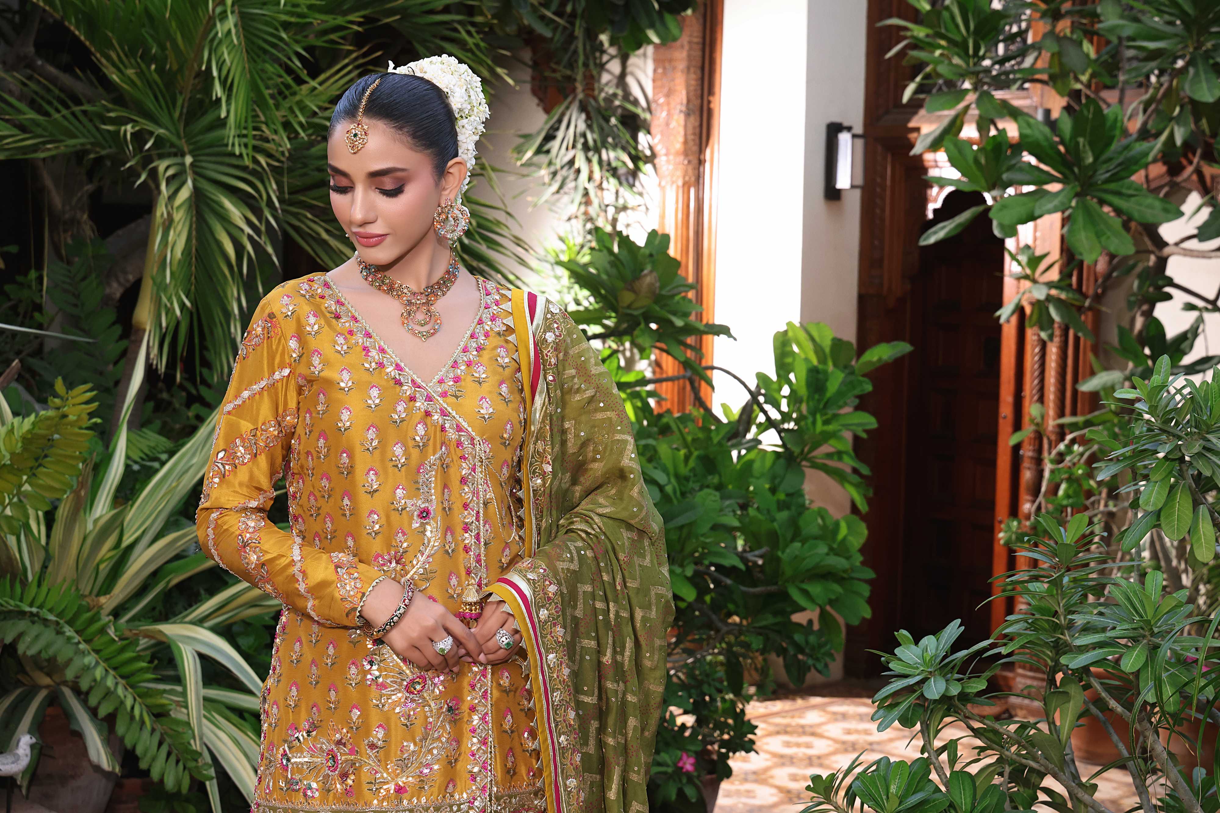 Nur e Amber Pallazo Set