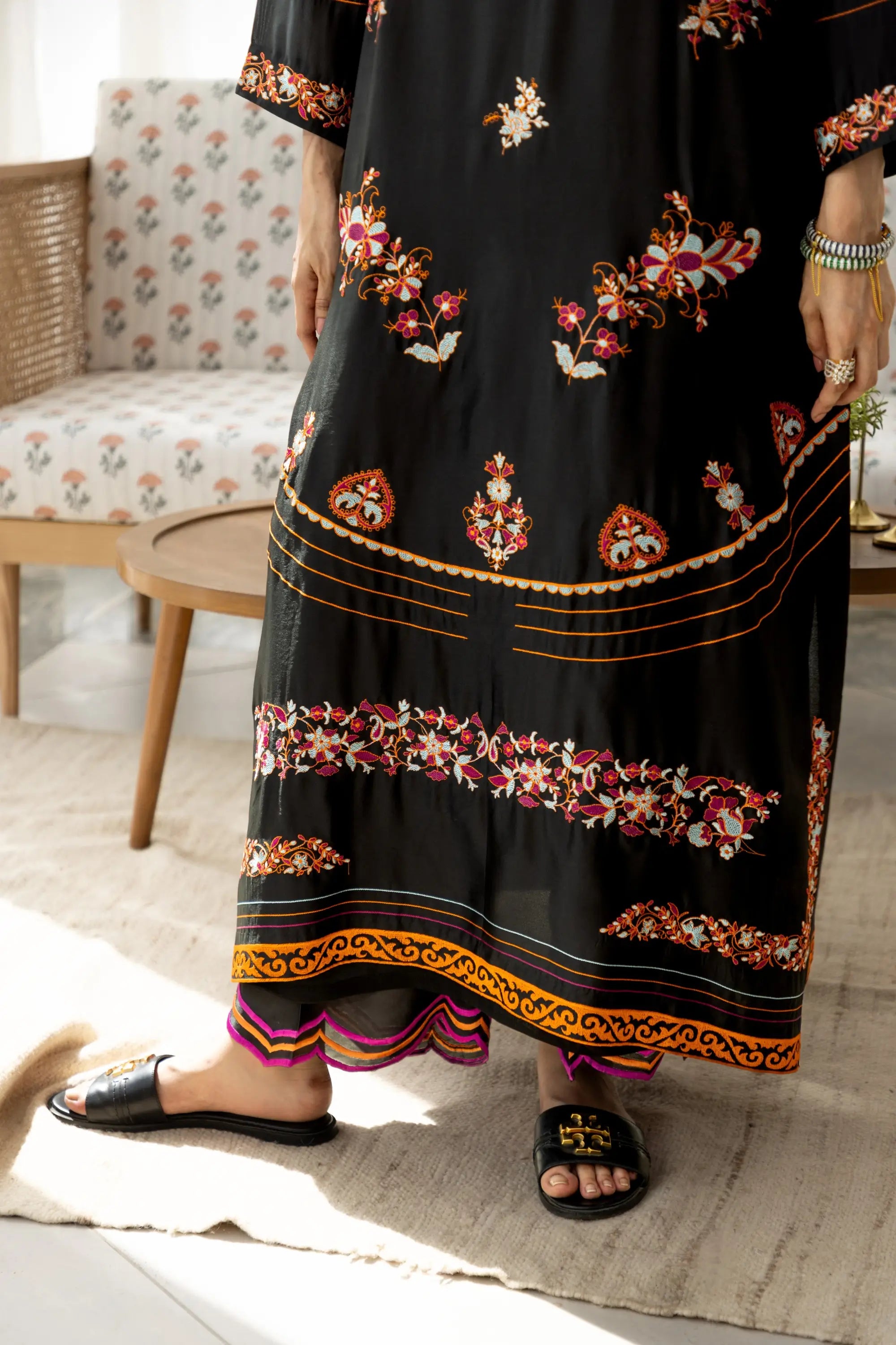 Noir Sanam Kaftan