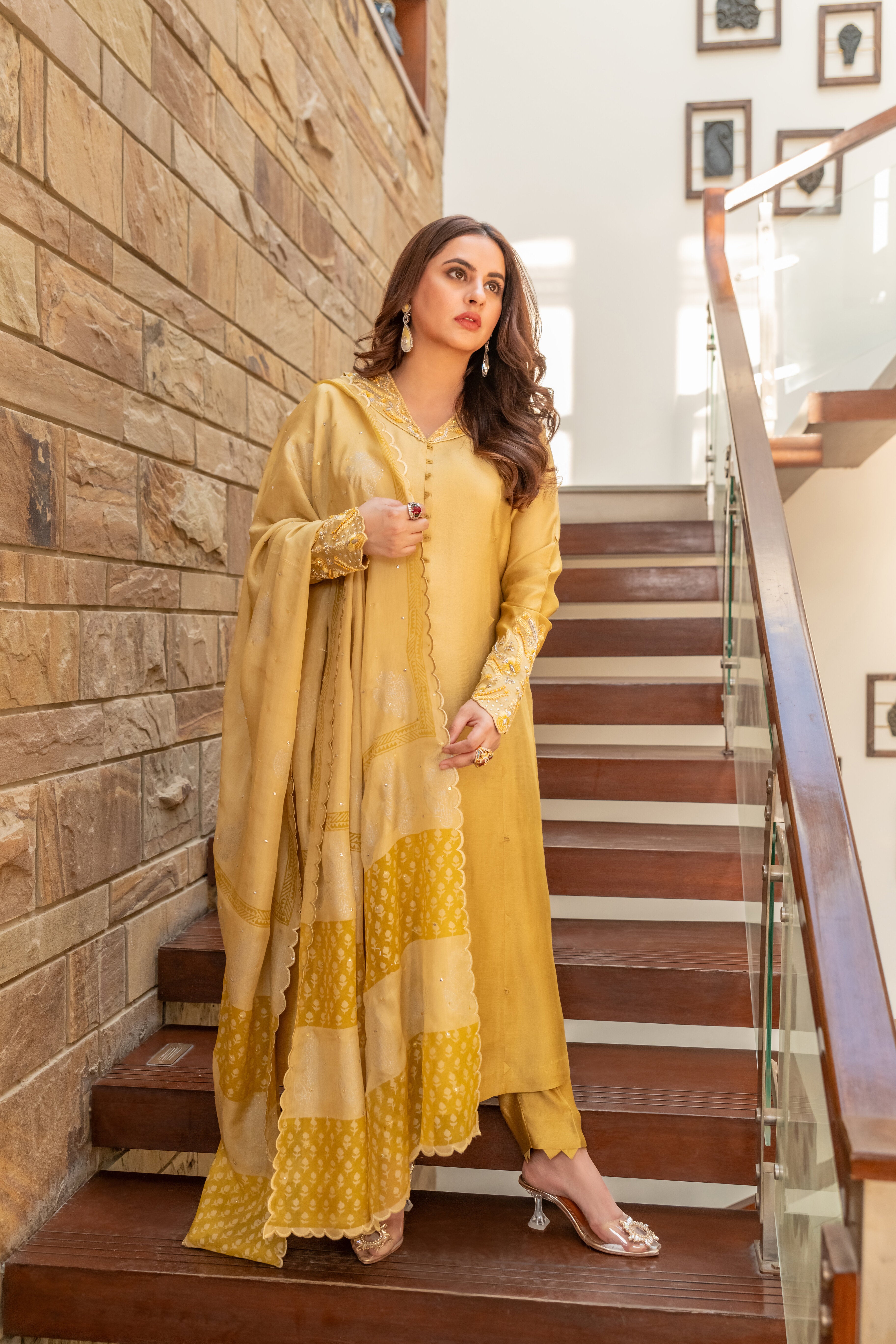 Yellow Shaded Sheesha Outfit