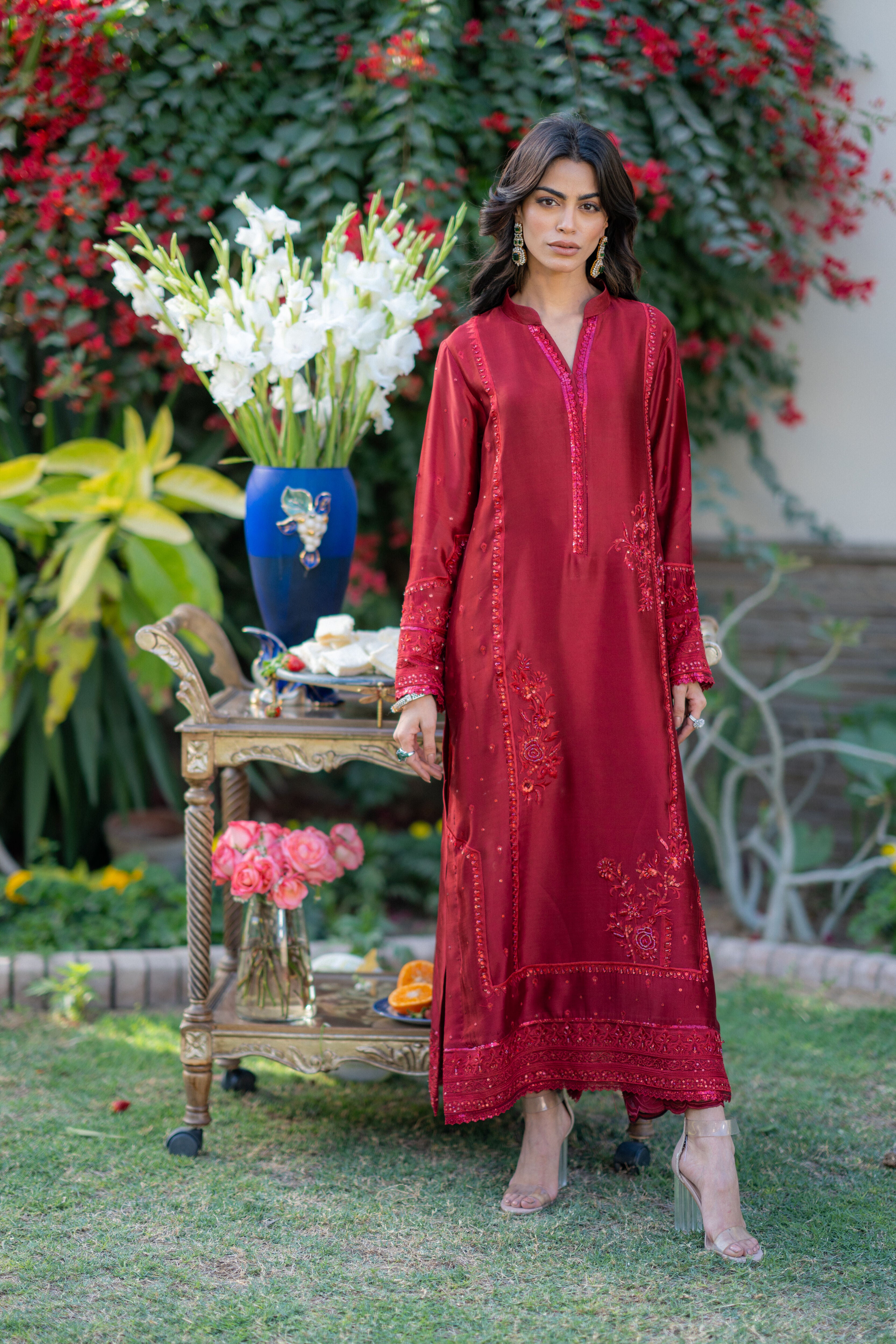 Red Pari Sheesha Outfit