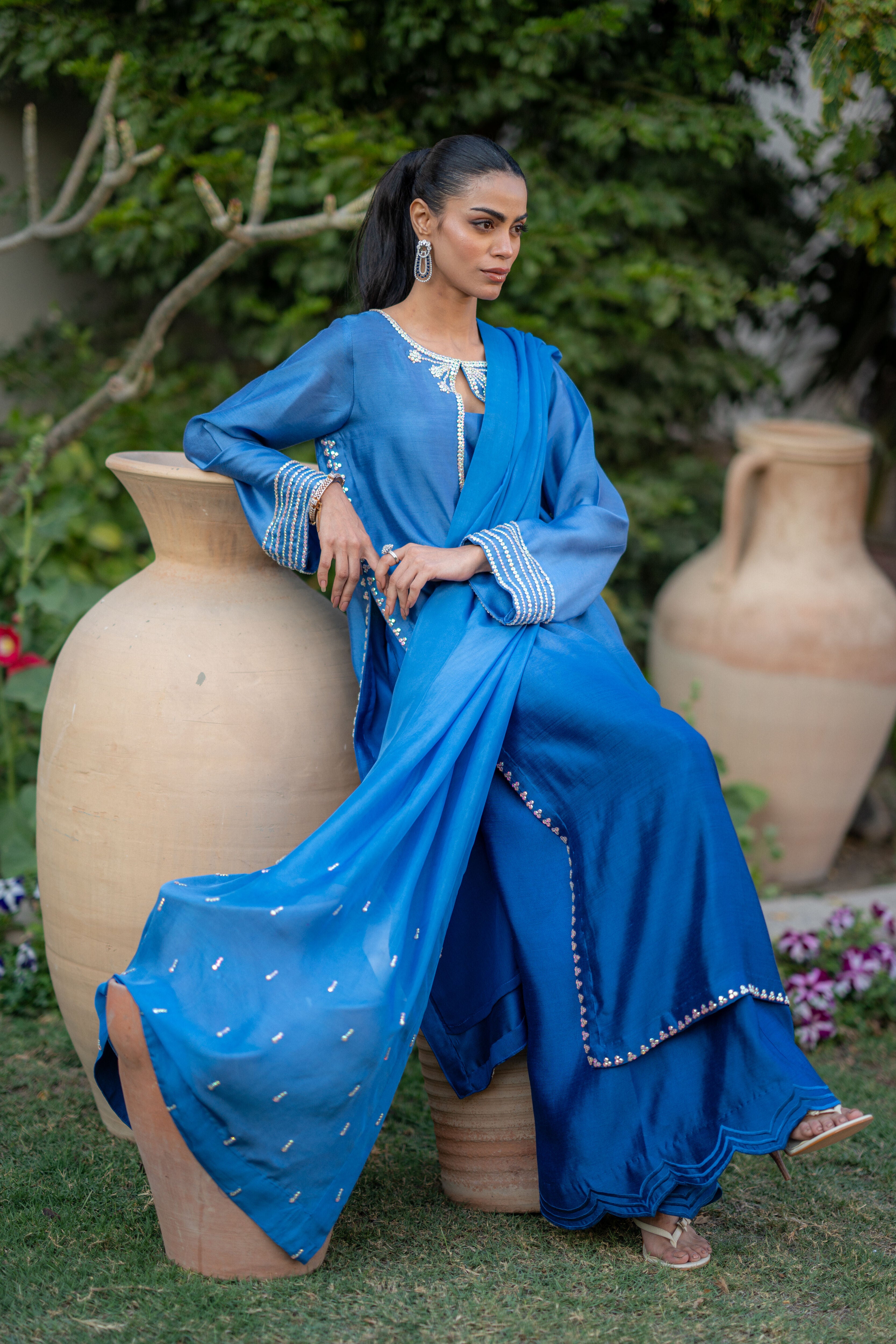 Blue Shaded Sheesha Outfit